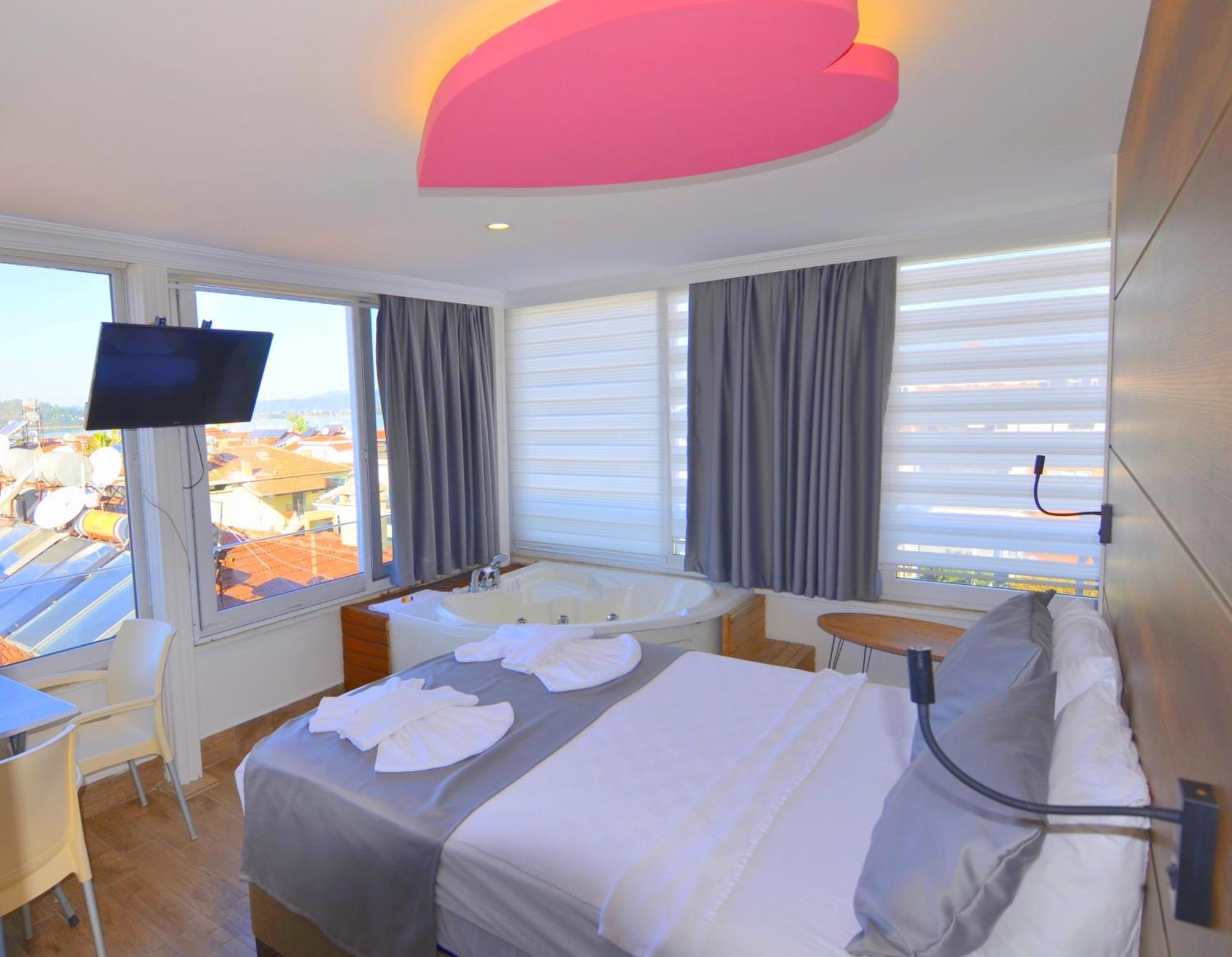 Mykonut Apart Hotel Fethiye Exterior foto